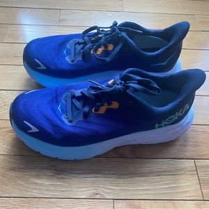 HOKA ARAHI 6 SNEAKERS WOMENS 7.5